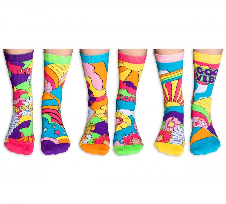 Coffret cadeau chaussettes colorées Hippy Go Chance. 6 chaussettes impaires fun et dépareillées United Oddsocks. Taille femme 37-42, idée cadeau originale. United Oddsocks