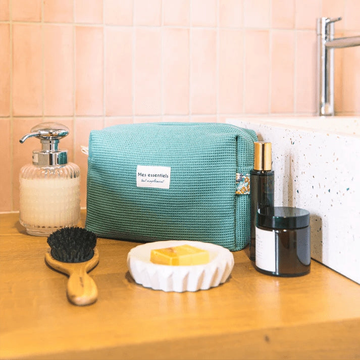 Kit grande trousse de toilette | Mes essentiels | Yvette Com'1 Idée