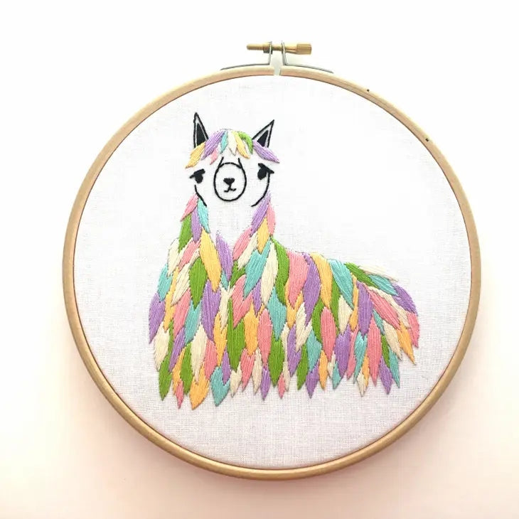 Kit de Broderie Lama – "No Drama Llama" avec Cerceau Inclus Cinnamon