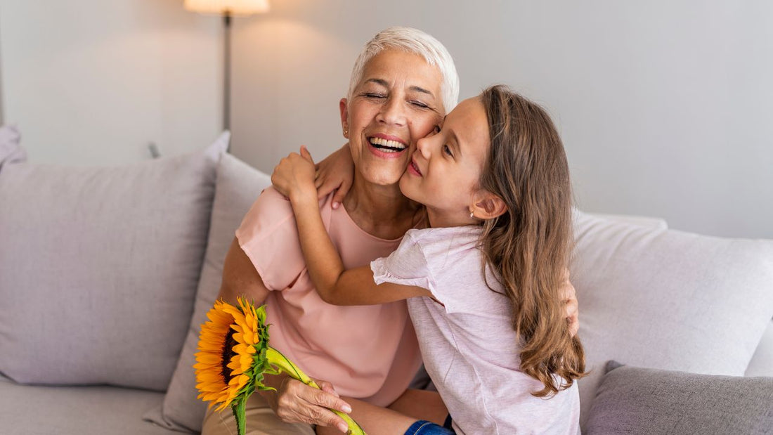 5 raisons touchantes d'offrir un cadeau fait-main à sa mamie !