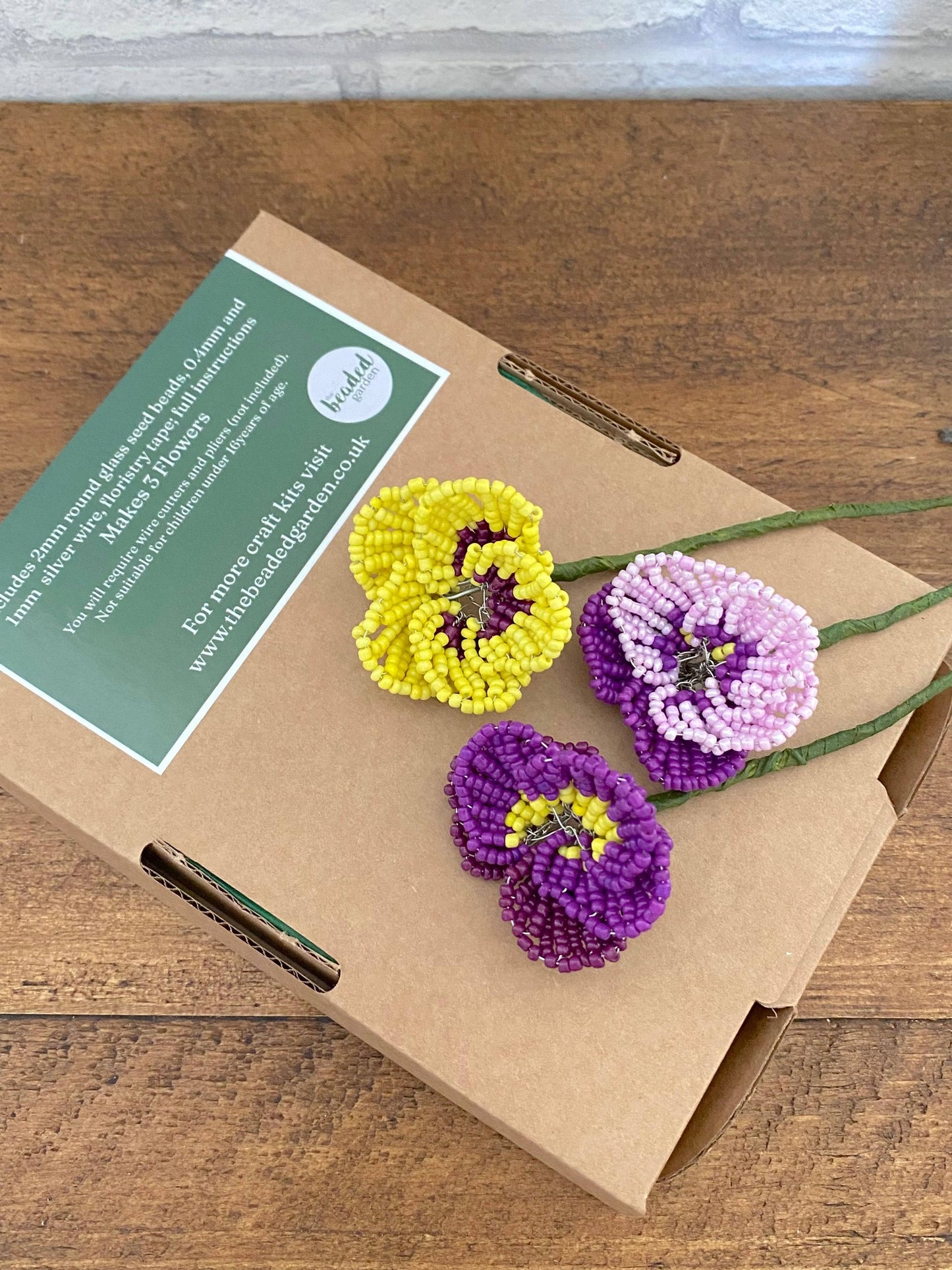 Kit de création de fleurs perlées - Pansy. Une idée cadeau créative.