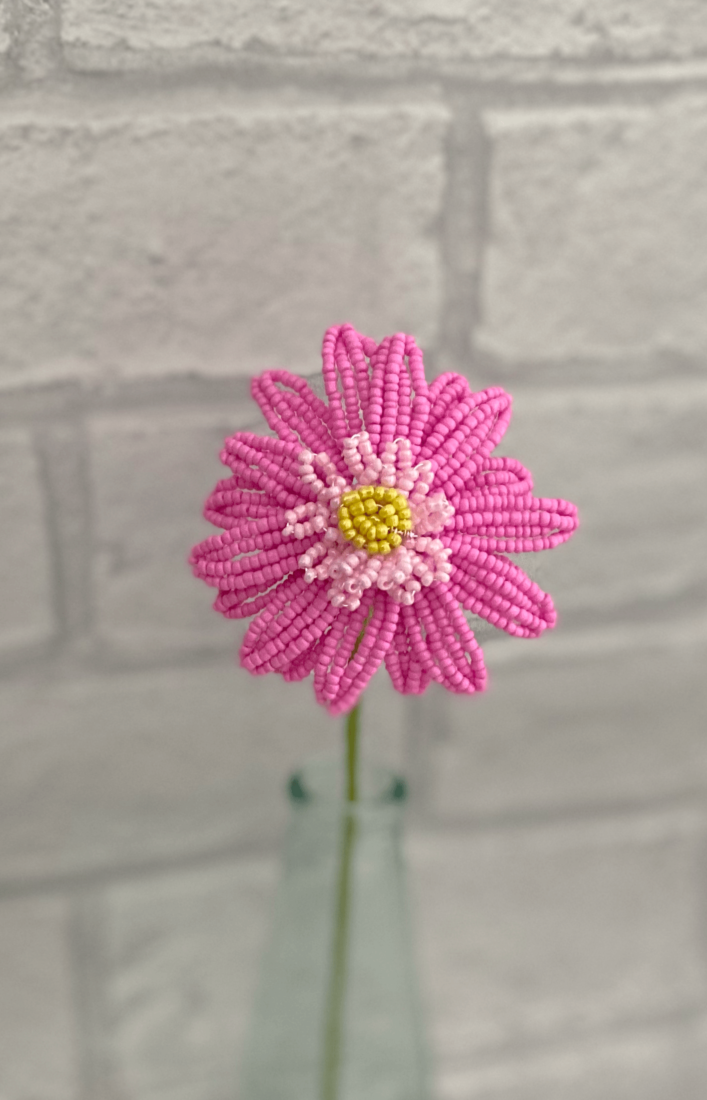 Kit de création de fleurs perlées - Gerbera (rose). Un cadeau créatif. The Beadology Shop
