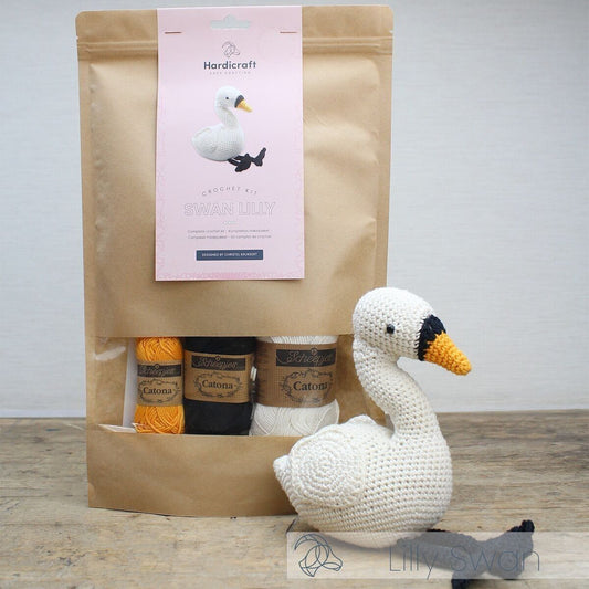 DIY Häkel-Amigurumi-Set – Lilly Swan