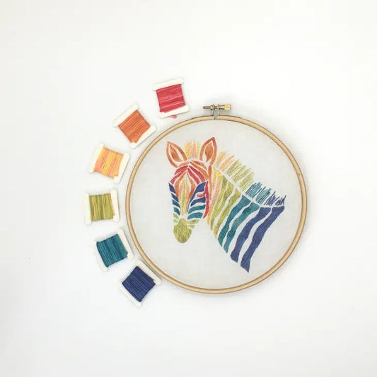 Kit de broderie Zebra avec cerceau Cinnamon