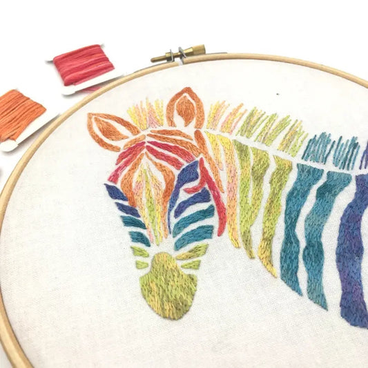 Kit de broderie Zebra avec cerceau Cinnamon