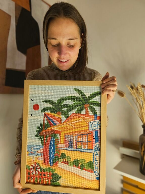 Peinture en Diamant – Hawaï Plage Café 30x40 cm – Kit Complet Diamond Painting Ma Ville en Diamant