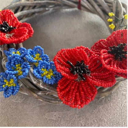Kit de création de couronnes Poppy Fields pour adultes. Un cadeau créatif. The Beadology Shop