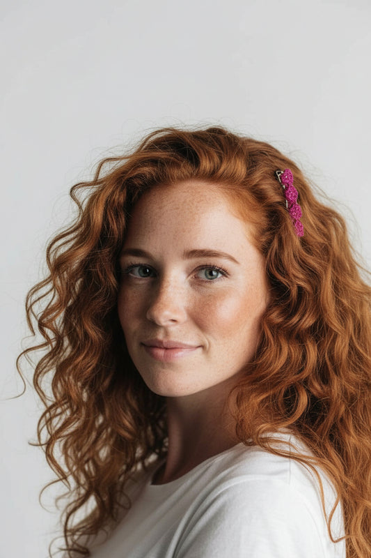 Barrette cœur fuchsia sur cheveux, pince métal argentée, accessoire cheveux enfant et adulte