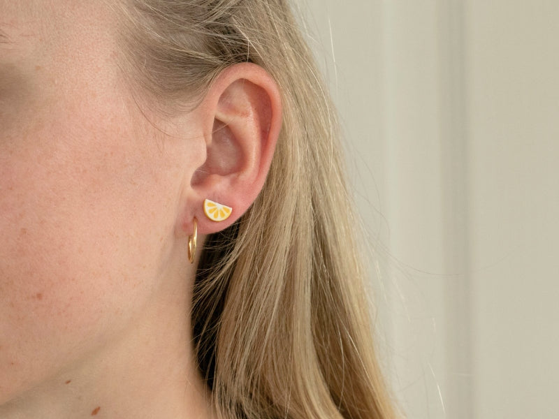 Boucles d’oreilles en porcelaine – Citron LA PETITE EPICERIE