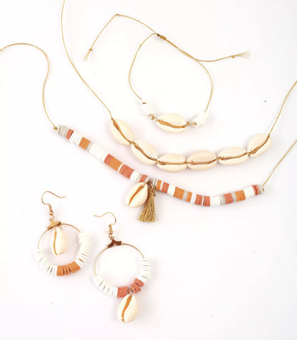 Boucles d’oreilles avec coquillages Cauris à fabriquer soi-même
