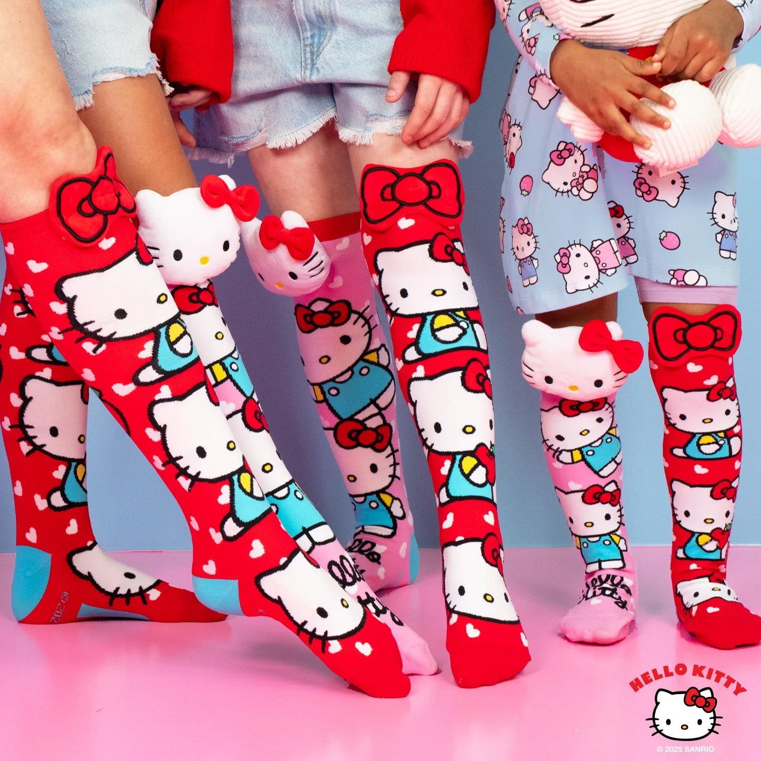 MADMIA – Chaussettes Hello Kitty 3D – Mi-bas dépareillés kawaii MADMIA