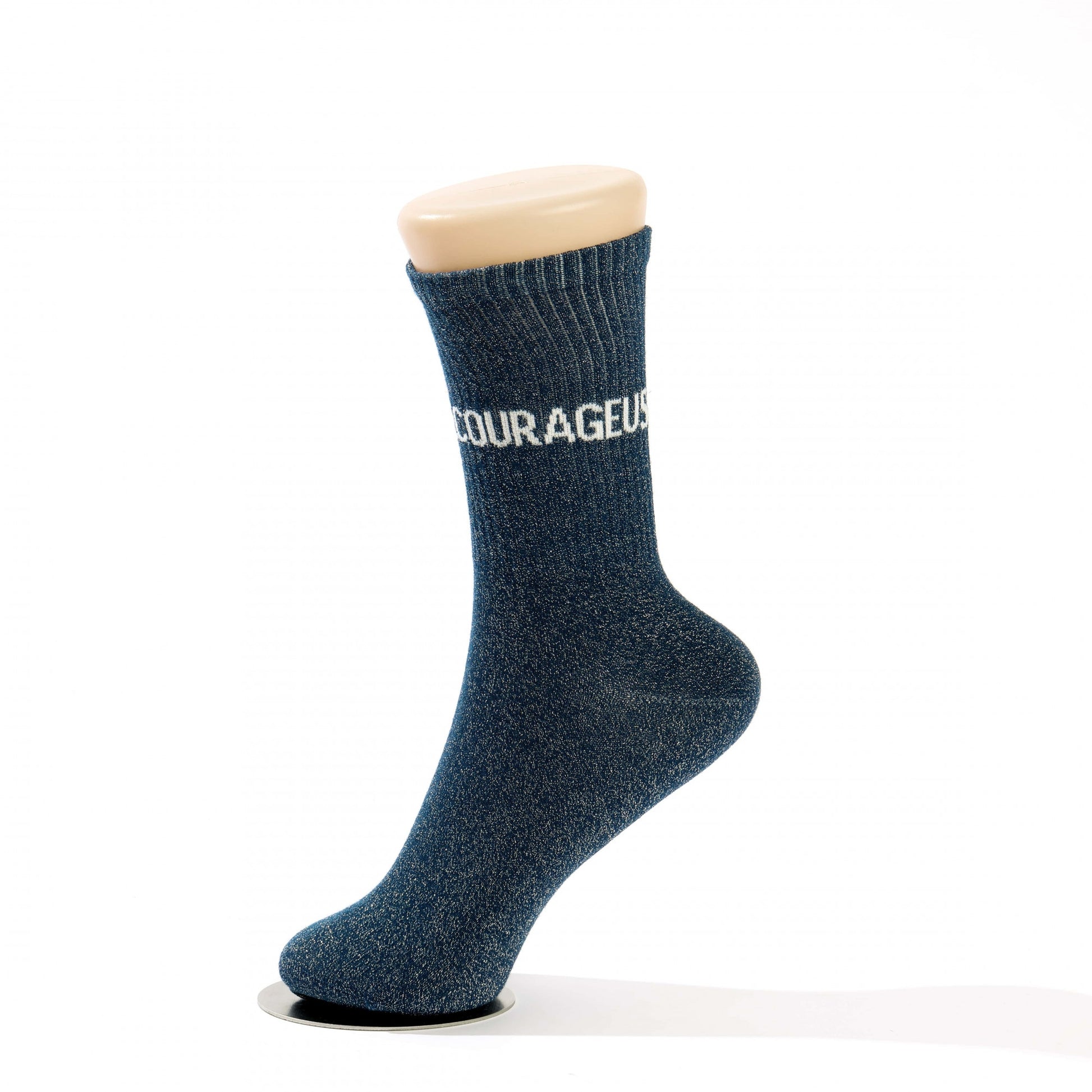 détail message courageuse chaussettes fantaisie femme