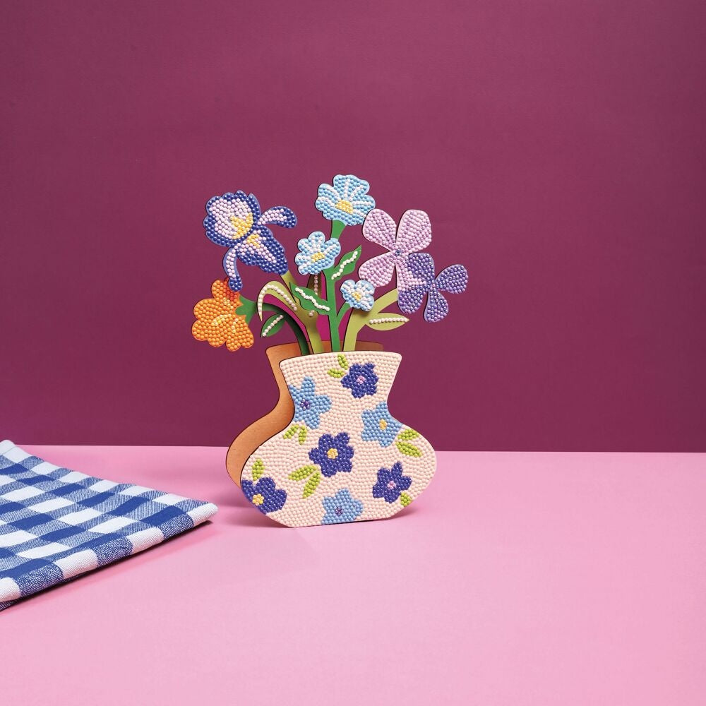 Fleurs décoratives à personnaliser avec des strass colorés
