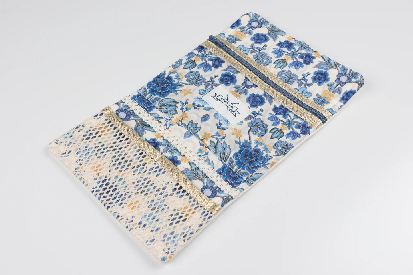 Kit Couture Pochette Beauté “Paulette” – Liberty & Matelassé Coton DIY Com'1 Idée