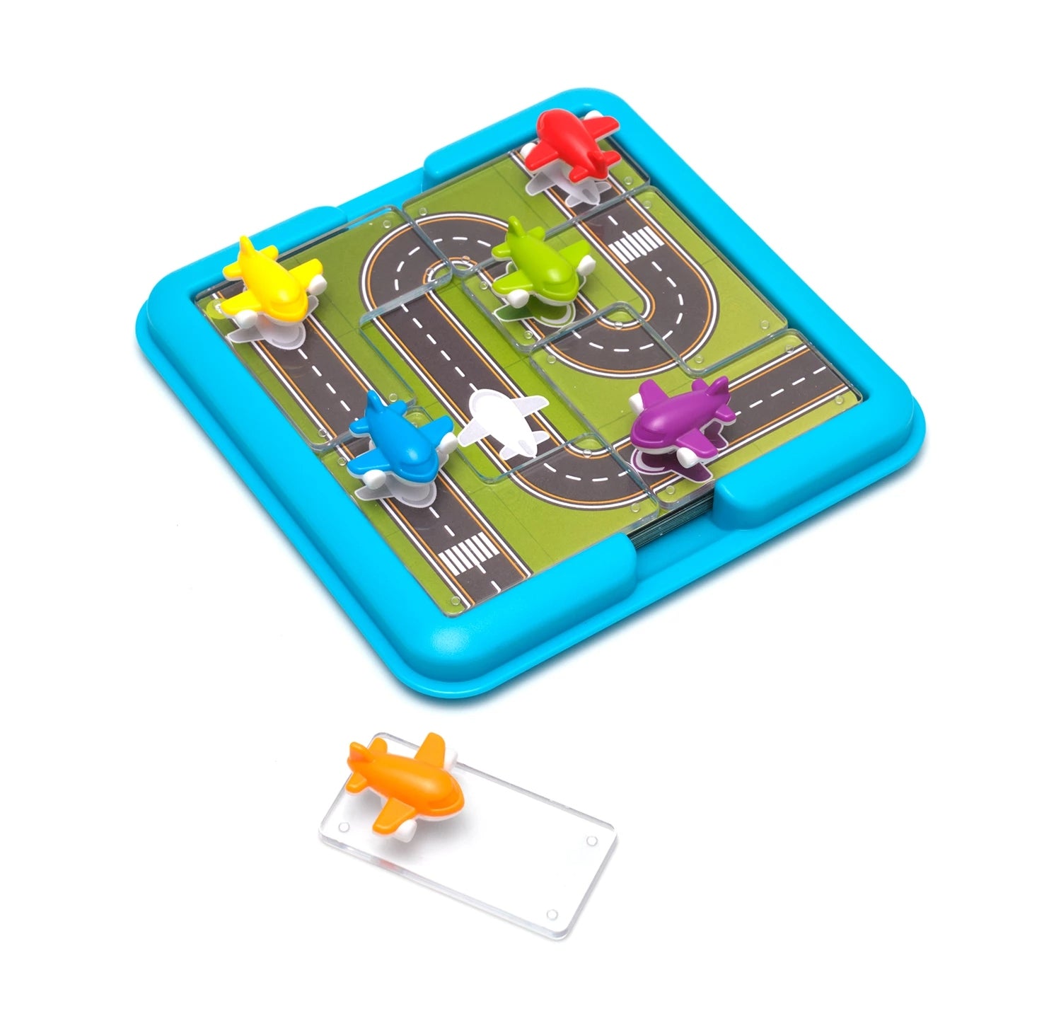 Enfant résolvant un défi du SmartGames Take Off