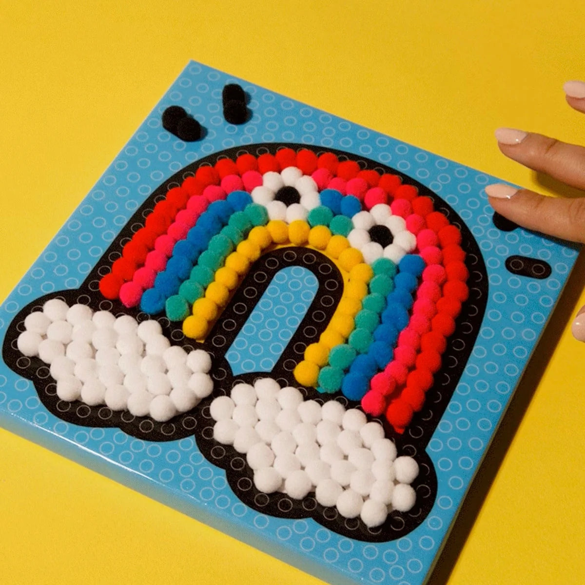 OMY – Atelier tableau pompons Arc-en-ciel – Activité créative enfant dès 6 ans omy