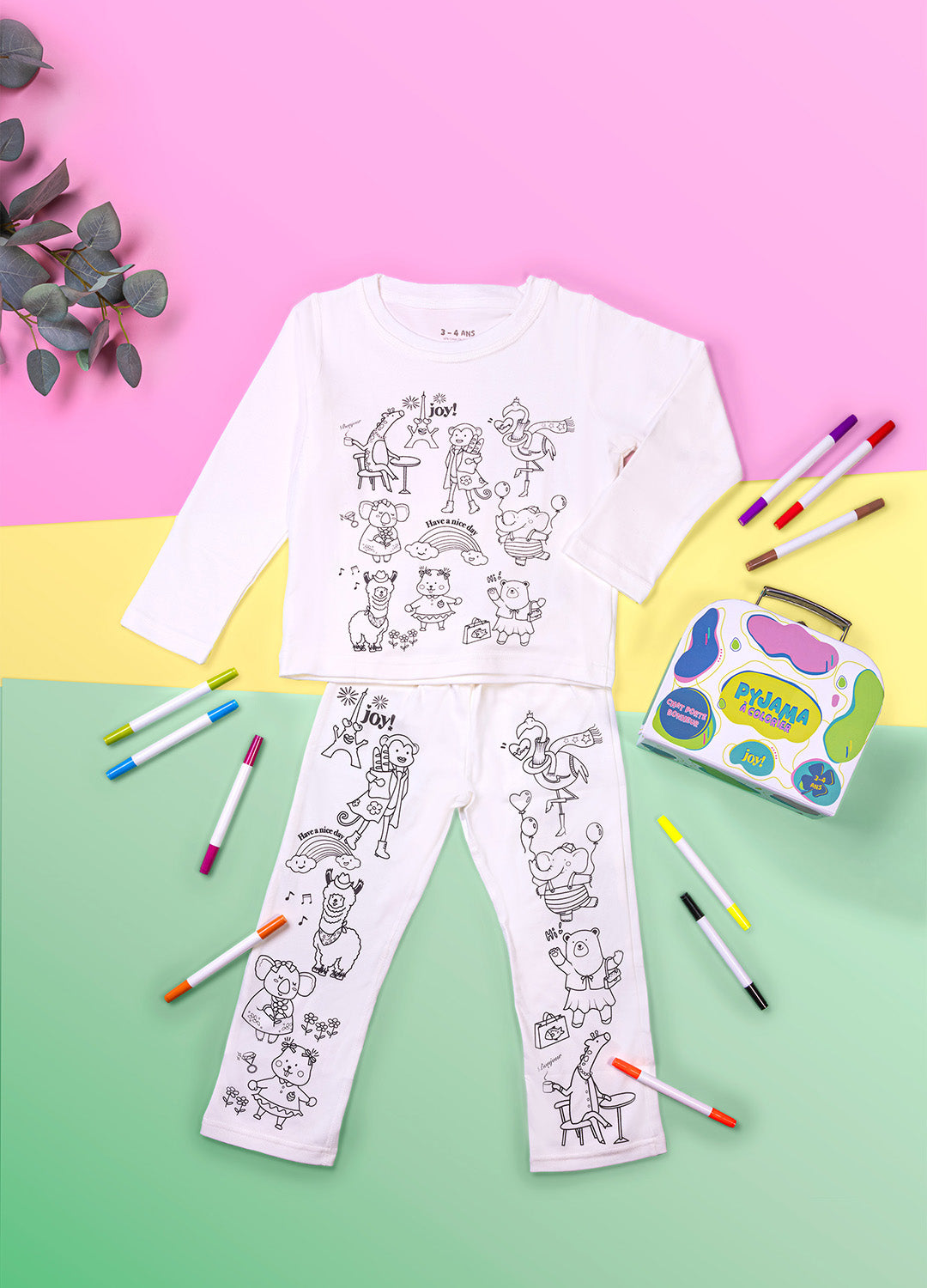  Pyjama à colorier JOY! motif Animaux Rigolos avec feutres lavables et valisette