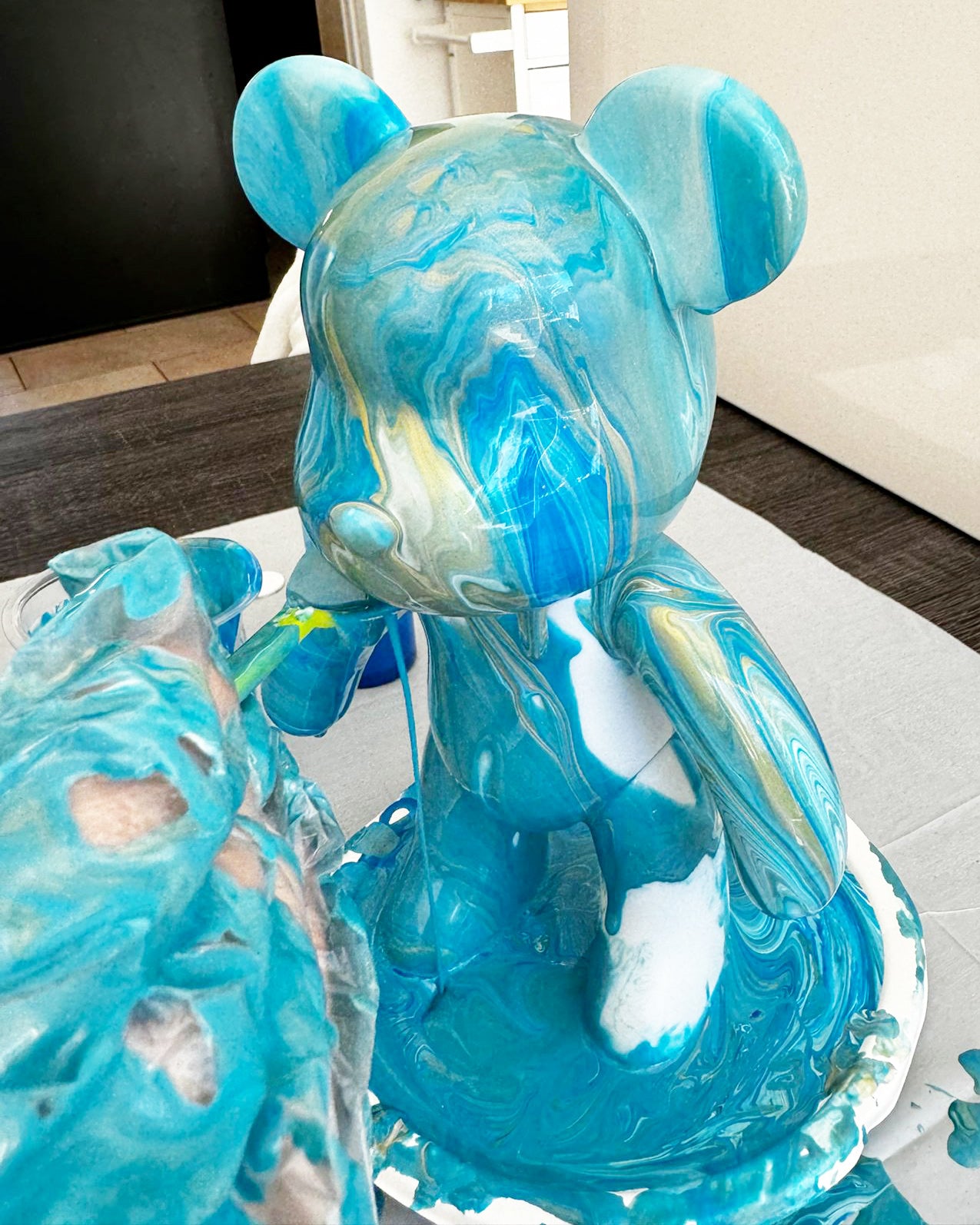 Kit de peinture pouring fluide art - Ours Teddy Bear Bleu / Blanc /Or JOY!