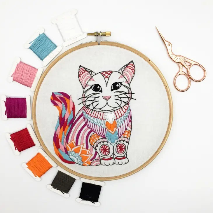 Kit Broderie Chat – Loisirs créatifs DIY pour débutants et amoureux des chats Cinnamon