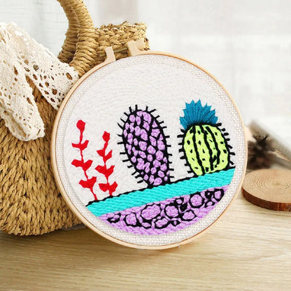Punch Needle Cactus sur fond blanc Figured'art
