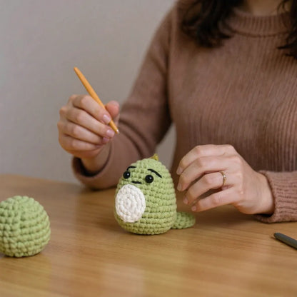 Kit Amigurumi Dinosaure Kawaï – Crochet DIY JOY!
