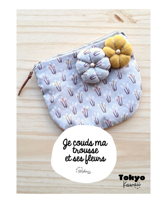 Kit créatif : Je fabrique ma Pochette à broche Fleurie Bleu La Maison des Makers