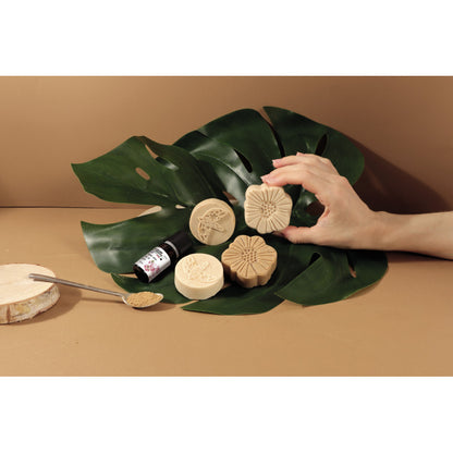 Kit DIY Savons karité permettant de réaliser vous-même 4 savons GRAINE CREATIVE