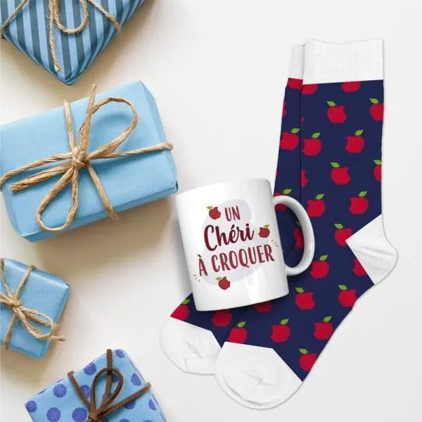 Coffret Cadeau Mug et Chaussettes – Un Chéri à Croquer | Idée Cadeau Couple JOY!