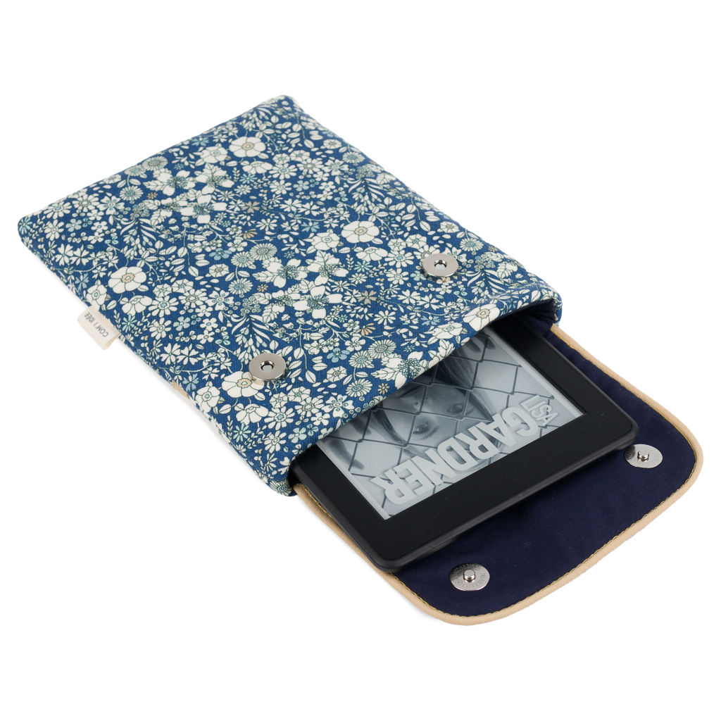 Kit couture pochette liseuse Victor – Étui fleuri rembourré pour Kindle & liseuse 6’’/7’’ Com'1 Idée