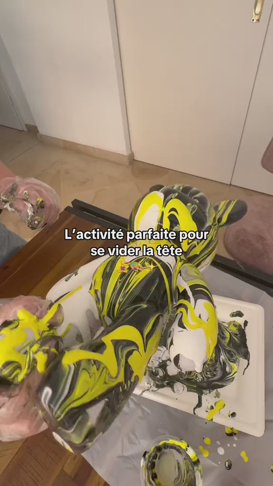 Kit DIY Pouring Art Ours 33 cm – Crée ton œuvre d’art à la maison (Noir / Jaune / Blanc)